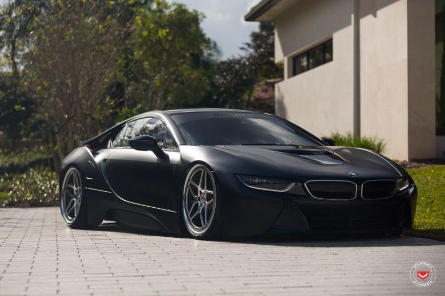  BMW i8 on Vossen Wheels (LC-104) 2016 года  (фото 37 из 39)